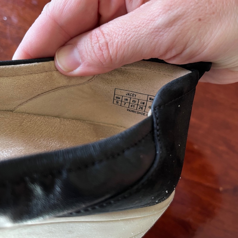 Vionic Jacey Black Leather Suede Wedge Slip On Sneakers Womens Size 9 Orthotic - Picture 7 of 8